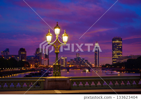 London sunset at Thames river near Big Ben London sunset at Thames river near Big Ben 133623404
