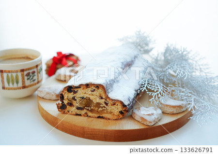 Stollen, the German Christmas cake 133626791