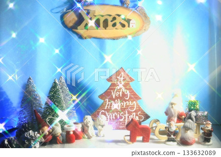 裝飾聖誕樹的裝飾品 133632089