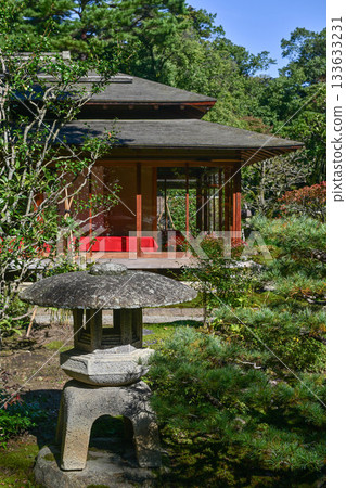 深秋的兼六園，紅葉美麗 133633231