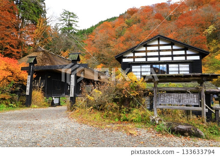Akita Prefecture: Autumn leaves at Nyuto Onsen Akita Prefecture: Autumn leaves at Nyuto Onsen 133633794