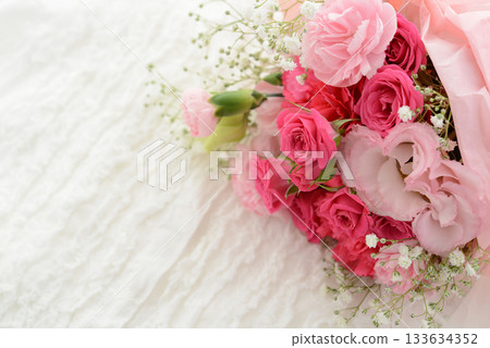 玫瑰與洋桔梗花束 133634352