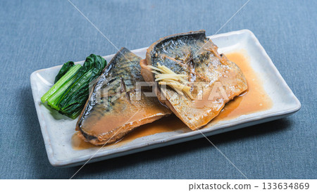 味噌燉鯖魚 133634869