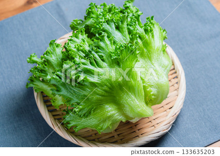 褶邊生菜 褶邊生菜 133635203