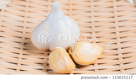 大蒜 大蒜 133635217