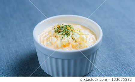 tartar sauce 133635583