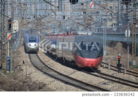 Korea Railroad Corporation KORAIL ITX-Saemaeul and KTX-Sancheon passing each other Korea Railroad Corporation KORAIL ITX-Saemaeul and KTX-Sancheon passing each other 133636142