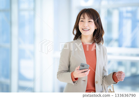 Woman Woman 133636790