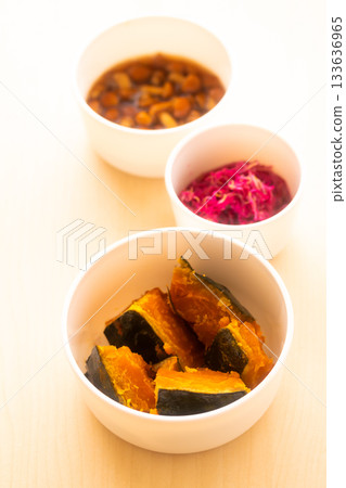 可直接上桌的預製菜餚：蓬鬆的南瓜、鮮嫩的蘑菇和意想不到的菊花 133636965