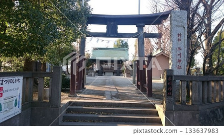 冰河神社位於川口市三和市 冰河神社位於川口市三和市 133637983