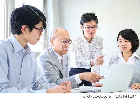 Young employees and managers holding a planning meeting at the company Young employees and managers holding a planning meeting at the company 133641194