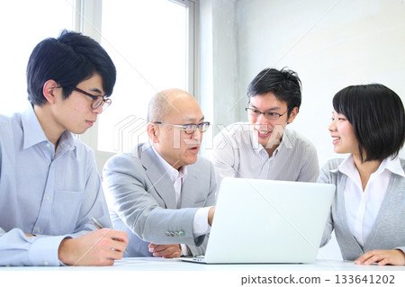 Young employees and managers holding a planning meeting at the company Young employees and managers holding a planning meeting at the company 133641202