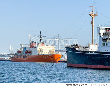 The historic passenger ship "Hikawa Maru" and the Antarctic research vessel "Shirase" lined up in Yokohama Port, November 2025, Yokohama, Japan 133643924