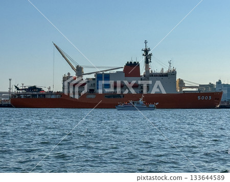 The giant Antarctic research vessel "Shirase" 2025.11 Yokohama, Japan 133644589