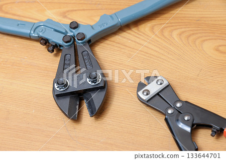 工具、工具、設備、DIY、鋼絲鉗、螺絲、螺帽、螺栓、鉗子、鋼材 133644701