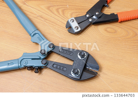 Tools, tools, equipment, DIY, wire clippers, screws, nuts, bolts, clippers, steel 133644703