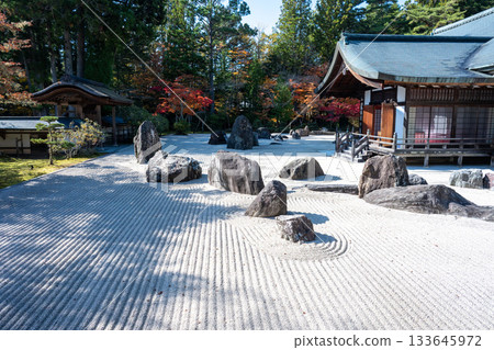 Koyasan Kanemonji Temple Yongling Garden Koyasan Kanemonji Temple Yongling Garden 133645972