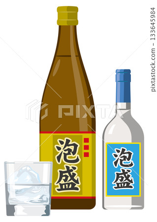 圖說:一瓶1.8升裝的泡盛酒、一瓶3.8公升的泡盛酒和一個玻璃杯 圖說:一瓶1.8升裝的泡盛酒、一瓶3.8公升的泡盛酒和一個玻璃杯 133645984