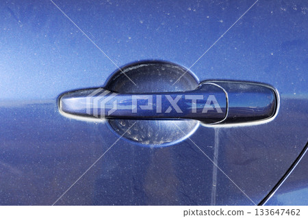 Dirt on car handles Dirt on car handles 133647462