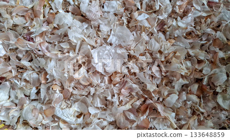 Dry Garlic Peels and Skins Abundance Dry Garlic Peels and Skins Abundance 133648859
