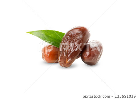 Sweet, nutritious dates ideal for Ramadan appetizers, isolated, PNG Sweet, nutritious dates ideal for Ramadan appetizers, isolated, PNG 133651039