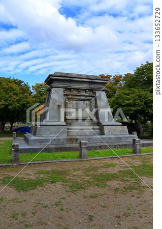 Morioka Castle Ruins Park - View of the Honmaru, Ninomaru, and Sannomaru Citadel (Iwate) 133652729