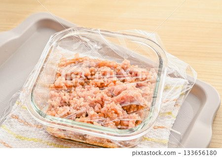 用微波爐製作雞肉末 133656180