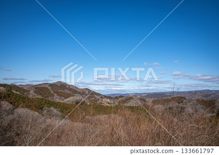 晴朗的冬日,從龍神峽谷可以清楚看到山脈的全景(茨城縣) 晴朗的冬日,從龍神峽谷可以清楚看到山脈的全景(茨城縣) 133661797
