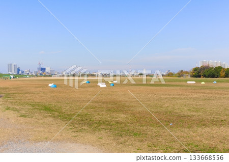 Edogawa Cycling Road, Katsushika Ward, Tokyo November 2025 133668556