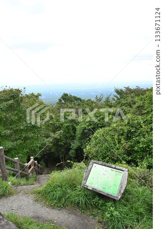 The promenade leading to the Sessho-seki Observatory (Nasu Town, Tochigi Prefecture) 133671124