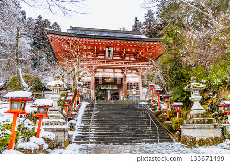 Kyoto Kurama Temple in winter, Niomon Gate Kyoto Kurama Temple in winter, Niomon Gate 133671499