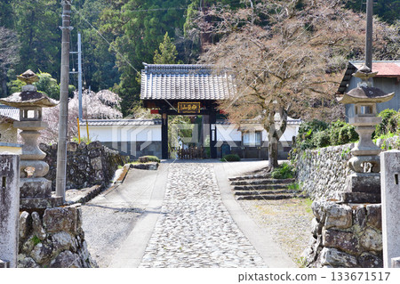 前往淨蓮寺的路，東秩父村 133671517