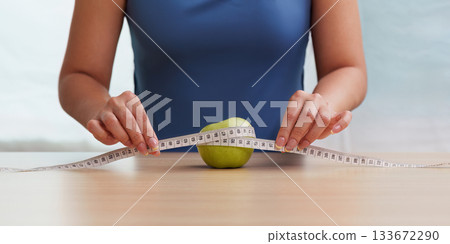 Food Wellness: Measuring an Apple for Healthy Living 133672290