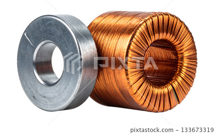 漂浮的線圈和磁鐵展現了電磁能量的結構之美 漂浮的線圈和磁鐵展現了電磁能量的結構之美 133673319