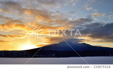 沙裡山上的日出 133675528