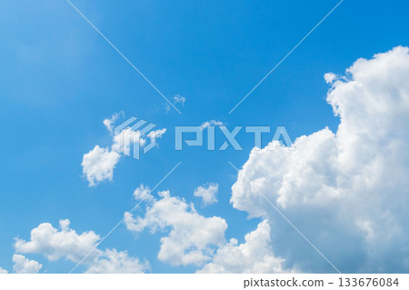 Late summer sky: Clear blue afternoon sky and clouds 39 133676084