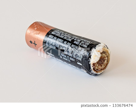 鹼性電池漏液 133676474