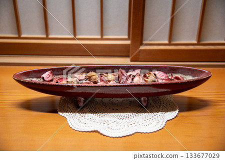 Image of a Japanese-style ornament Image of a Japanese-style ornament 133677029