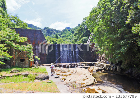 Fukakura No. 1 Sabo Dam at the entrance to Fukakura Gorge in Soeda Town, Fukuoka Prefecture Fukakura No. 1 Sabo Dam at the entrance to Fukakura Gorge in Soeda Town, Fukuoka Prefecture 133677799