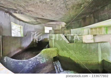 福岡縣添田町深倉峽入口處的環形魚道內 133677802