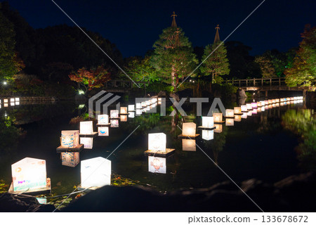 名古屋白鳥庭園的夜景 名古屋白鳥庭園的夜景 133678672