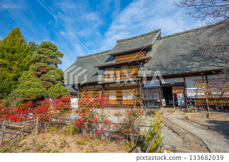 Former Takano Family Residence "Licorice House" Dried persimmons, a specialty of Koshu City, Yamanashi Prefecture 133682039