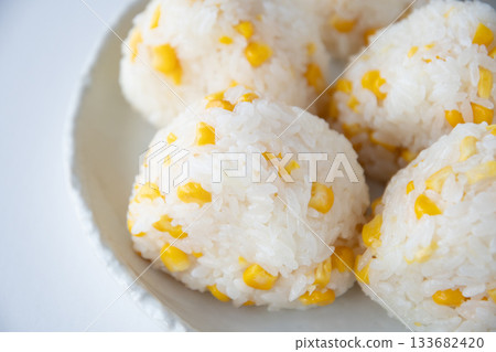 玉米飯糰 玉米飯糰 133682420