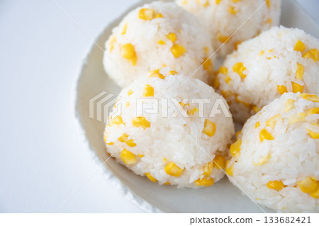 玉米飯糰 133682421
