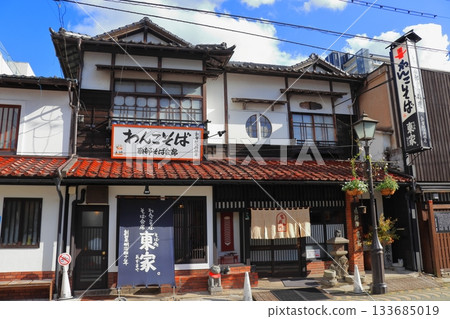 盛岡（岩手縣）一家傳統蕎麥麵館的景象 133685019