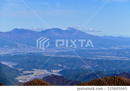 深秋時節，從美久志原高原眺望淺間岳 133685043