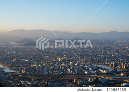 日本香川縣高松市屋島的秋景非常美麗。 日本香川縣高松市屋島的秋景非常美麗。 133688389