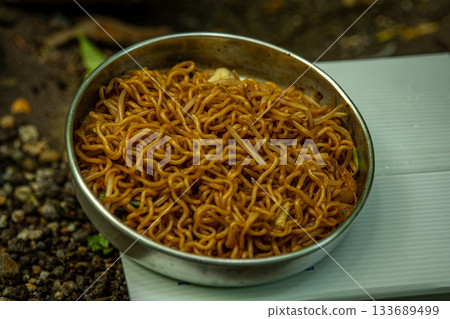 戶外享用炒麵－福島縣露營美食 133689499