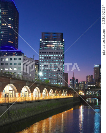 Evening view of the Kanda River - Cityscape from Manseibashi Bridge (November 2025) Evening view of the Kanda River - Cityscape from Manseibashi Bridge (November 2025) 133692134