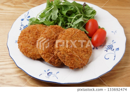 美味的炸肉餅 美味的炸肉餅 133692474